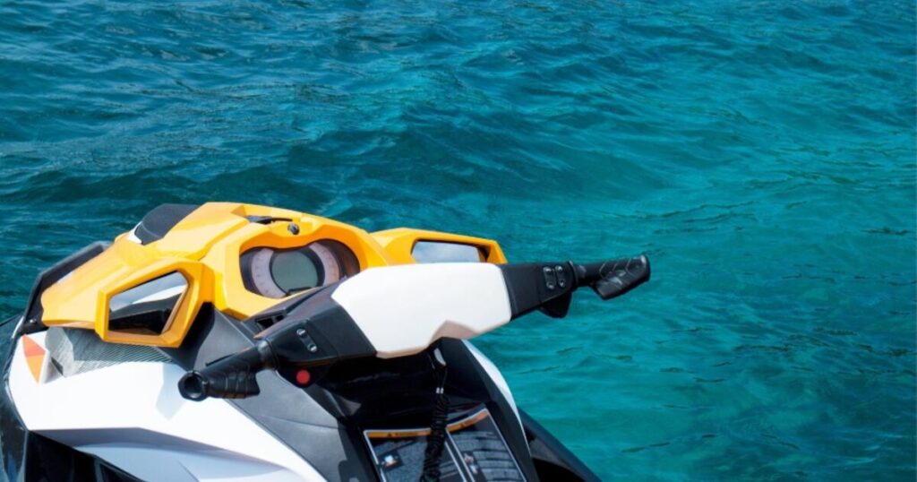 Jet ski συγκρούστηκε με φουσκωτό στην Κέρκυρα – Τραυματίστηκε 11χρονο αγόρι