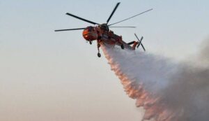 Φωτιά στην Κορινθία – Προβλήματα στην Εθνική Οδό