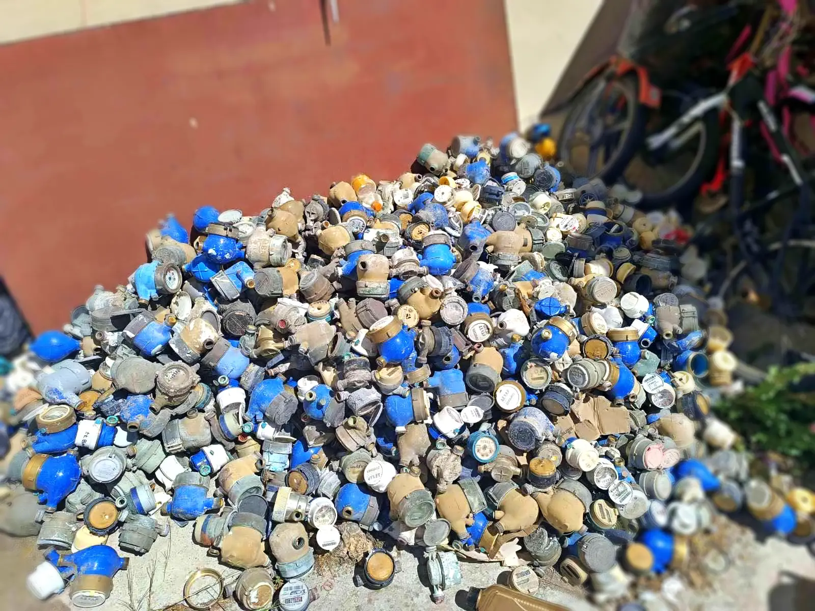 Ρόδος: 18χρονος έκλεψε 500 υδρομετρητές