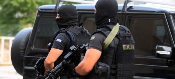 Μεγάλη αστυνομική επιχείρηση στα Χανιά για την εξάρθρωση εγκληματικής οργάνωσης – Δεκάδες συλλήψεις