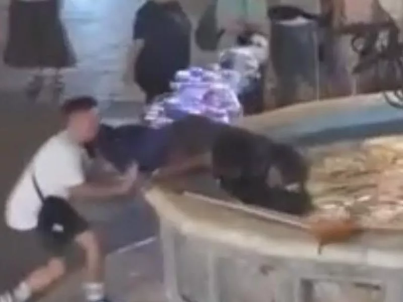 «Με πλήρωσαν να μη μιλήσω»