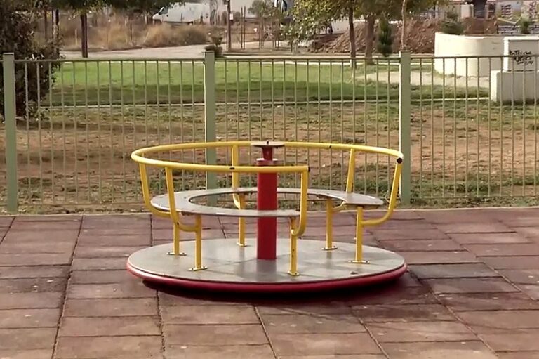 Σοβαρό ατύχημα σε παιδική χαρά: 9χρονη έπαθε ηλεκτροπληξία από γυμνά καλώδια