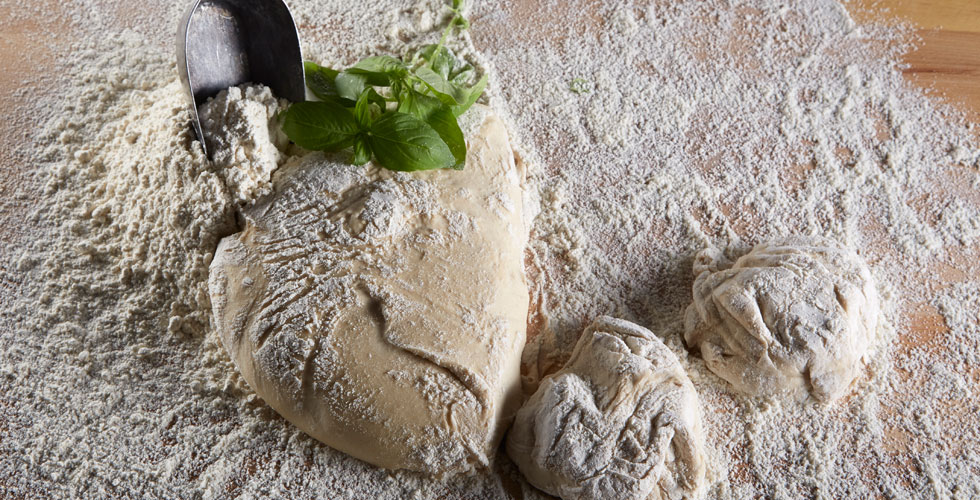 Πώς να φτιάξετε προζύμι από τον βασιλικό της Υψώσεως του Τιμίου Σταυρού- το θαύμα και οι παραδόσεις