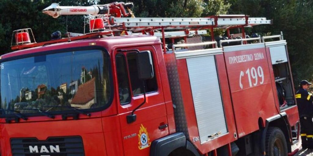 Φωτιά ΤΩΡΑ σε επιχείρηση στον Ασπρόπυργο