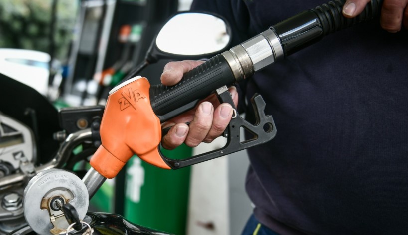 20 συλλήψεις σε βενζινάδικα για λαθρεμπόριο καυσίμων