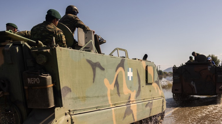 Σε ετοιμότητα οι ένοπλες δυνάμεις