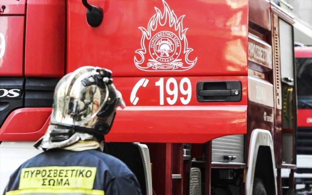 Φωτιά στην περιοχή του Ρέντη στην Αττική