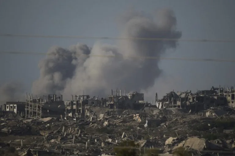 Πόλεμος στη Μέση Ανατολή: Νέα ισραηλινά πλήγματα στη Βηρυτό