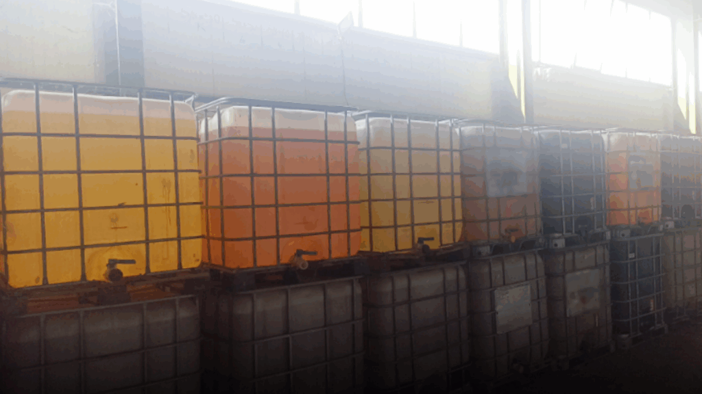 Συνελήφθησαν τρία άτομα για λαθρεμπόριο αιθυλικής αλκοόλης και ενεργειακών ποτών