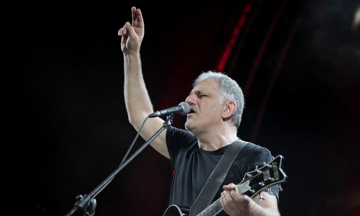 Πορτοκάλογλου: Στο νοσοκομείο εσπευσμένα ο τραγουδιστής