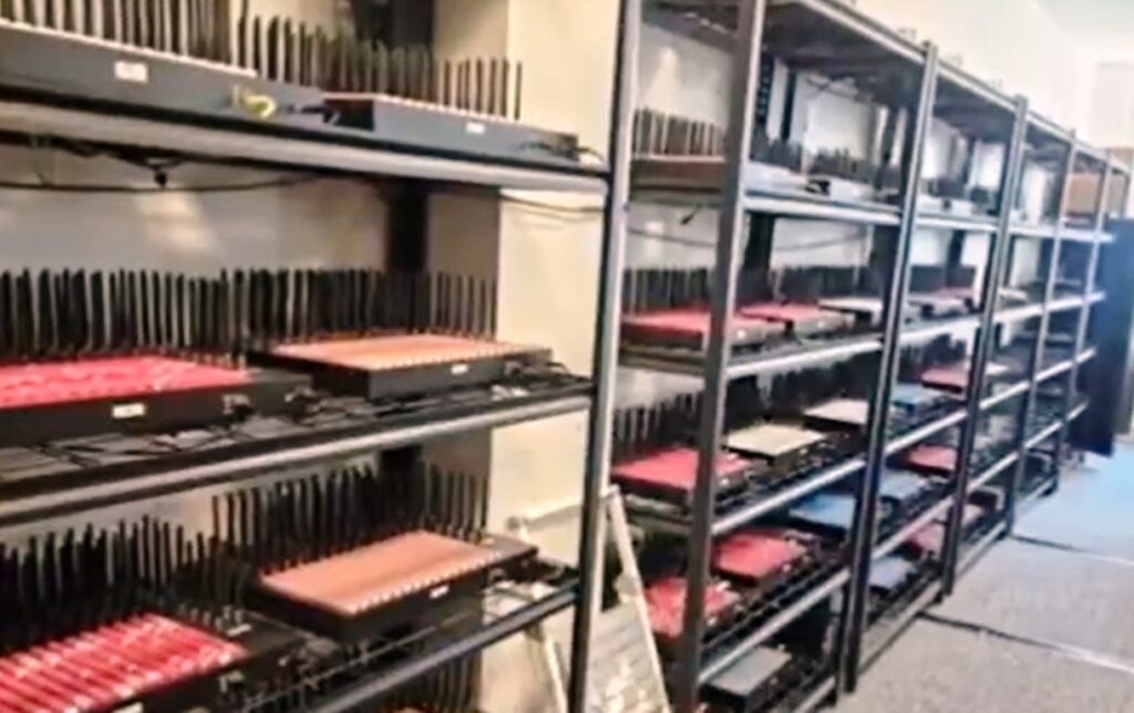 Δίκτυο ικανό να παραλύσει τις τηλεπικοινωνίες στη Νέα Υόρκη και να απειλήσει τη Γενική Συνέλευση του ΟΗΕ εξαρθρώθηκε από τις αμερικανικές αρχές