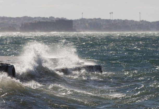 Καιρός: Νέα πτώση της θερμοκρασίας σήμερα