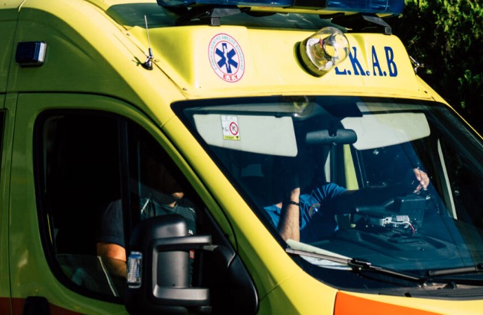 Νεκρή 25χρονη μετά τη σύγκρουση του ΙΧ της με φορτηγό