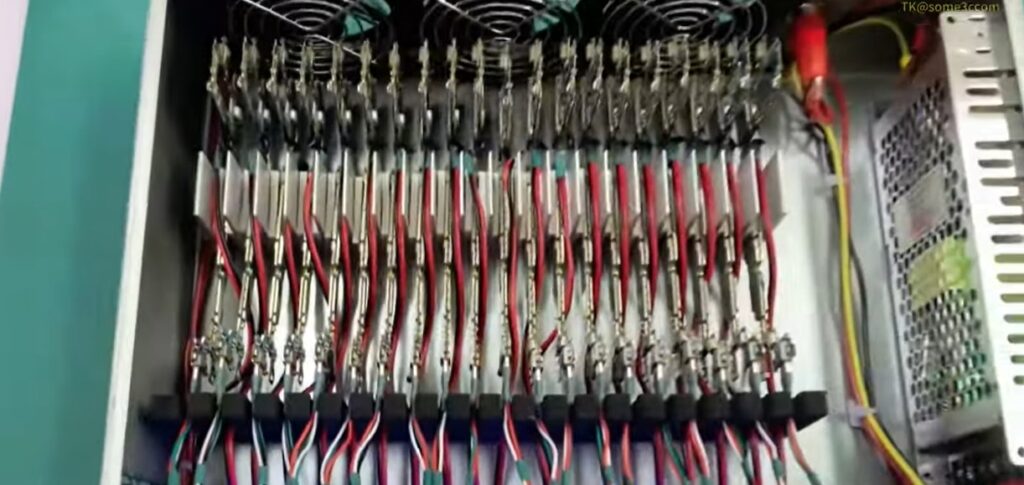 Στα άδυτα των τρολ