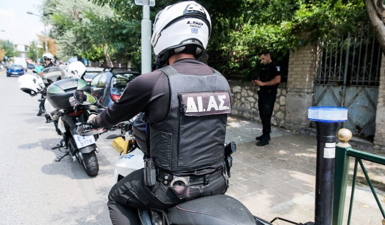 Επίθεση σοκ Παλαιστίνιου με αιχμηρά αντικείμενα σε περαστικούς και αστυνομικό