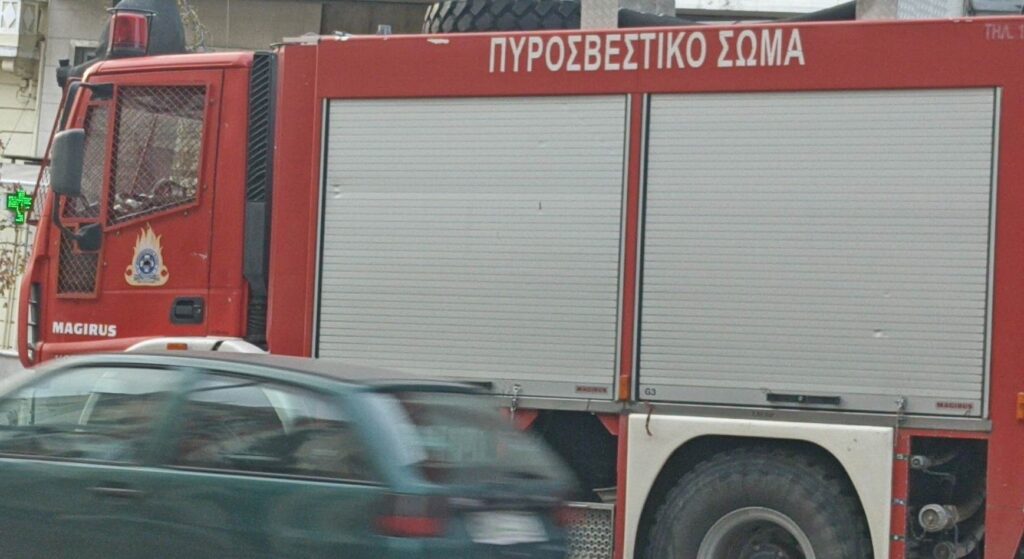 Θεσσαλονίκη: Φωτιά στο κέντρο της πόλης