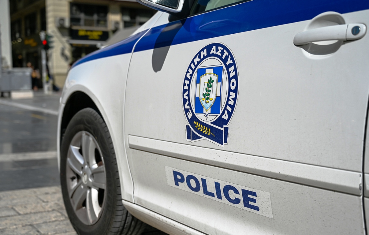 Διπλάσια ποσότητα αλκοόλ από το όριο βρέθηκε στον οδηγό, που σύμφωνα με την Τροχαία προκάλεσε το δυστύχημα στις Αφίδνες