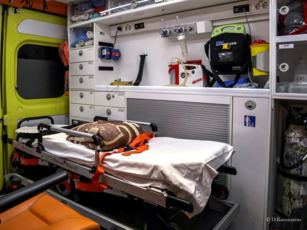 Πρέβεζα: Νεκρός ηλικιωμένος που έπεσε από ταράτσα