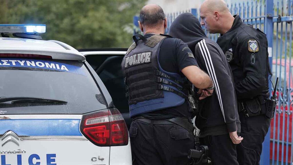 Συνελήφθησαν 3 ανήλικοι για κλοπές – διαρρήξεις που έγιναν μέσα σε λίγες ώρες στην πόλη των Σερρών