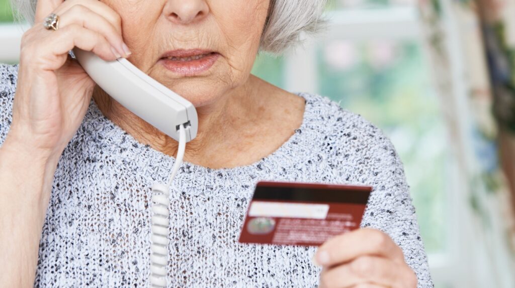 Πέλλα: Εξιχνιάστηκαν 2 τηλεφωνικές απάτες σε βάρος ηλικιωμένων γυναικών