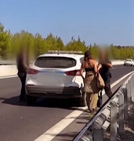 Τα περιπολικά δεν είναι ΤΑΧΙ εκτός…αν είσαι η Βανδή