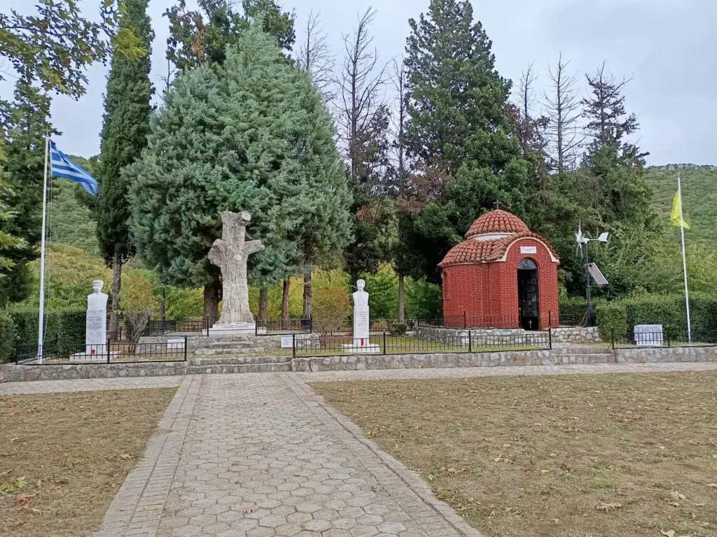 Αίσχος: Βανδάλισαν προτομές Μακεδονομάχων