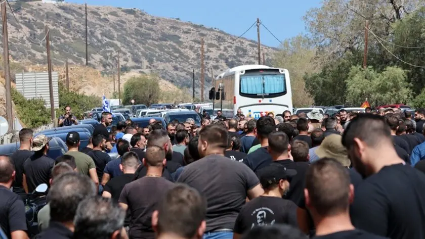 Ξανά στους δρόμους οι αγανακτισμένοι κτηνοτρόφοι της Κρήτης