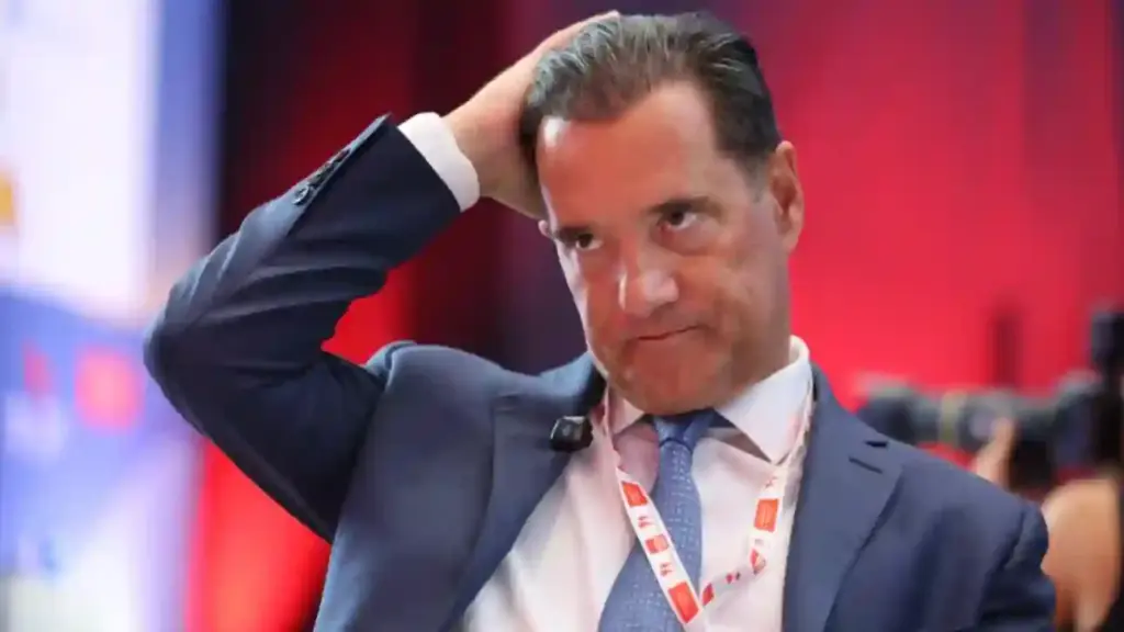 Προκαλεί ο Αδ. Γεωργιάδης τον Ελληνα που υποφέρει: «Και μαλλιά έβαλα και μπότοξ έκανα, βάζω και κρέμες…»