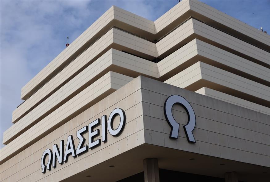 Δεν έμεινε τίποτα όρθιο…