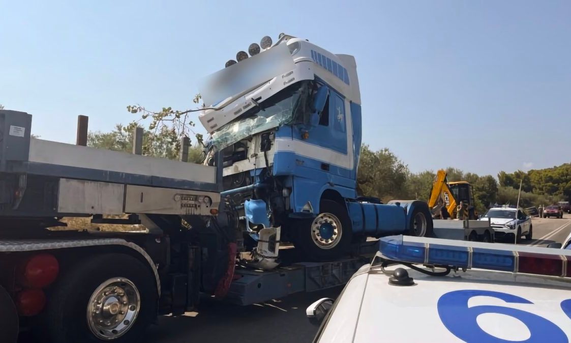 Φωτογραφία:Newsbomb