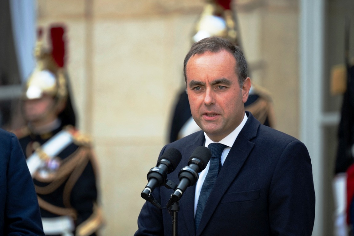 Παραίτηση πρωθυπουργού Γαλλίας Σεμπαστιάν Λεκορνί