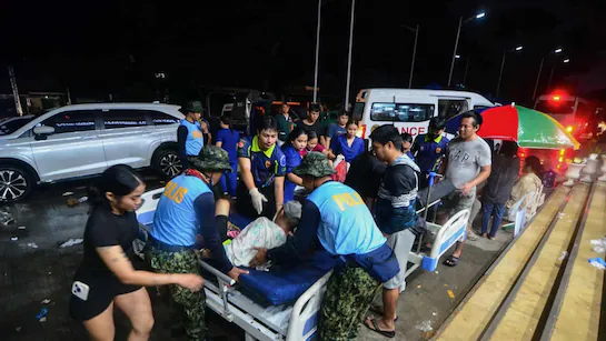 Τρόμος στις Φιλιππίνες από τον φονικό σεισμό 6,9 Ρίχτερ