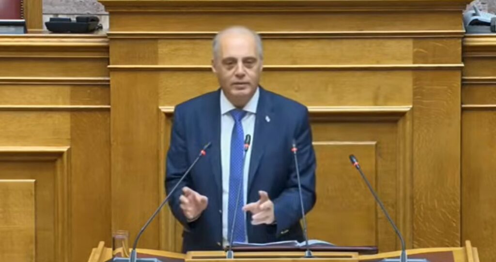 Κυριάκος Βελόπουλος: «Φύγετε όσο είναι καιρός. Κάντε εκλογές για να μπορέσετε να φύγετε ήσυχα. Διαφορετικά θα φύγετε με ελικόπτερα!»