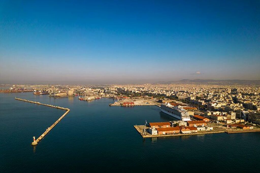 Υπογράφηκε η σύμβαση για την επέκταση του 6ου προβλήτα του Λιμένα Θεσσαλονίκης