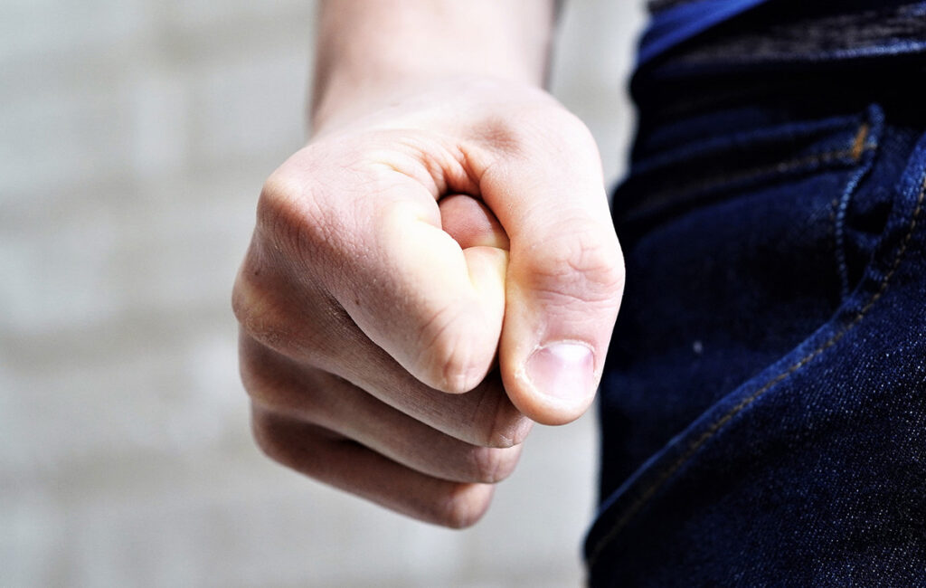 Επίθεση από πρώην εργοδότη του δέχτηκε εργαζόμενος που αρνήθηκε να επιστρέψει αποζημίωση απόλυσης