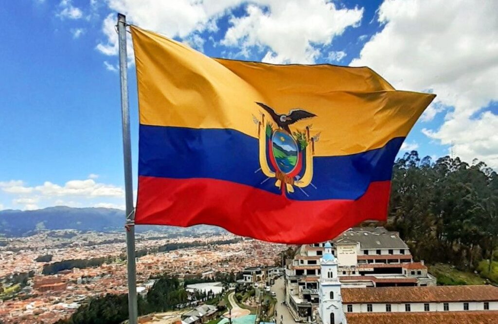 Τουλάχιστον 21 νεκροί και 40 τραυματίες σε τροχαίο με λεωφορείο στον Ισημερινό