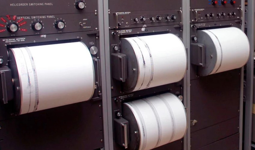 Σεισμός 5,3 Ρίχτερ στην Ηπειρο - Μπαράζ μετασεισμών