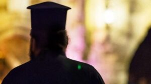 Ιωάννινα: Συνελήφθη μετά από καταγγελία 47χρονος «ψευτοϊερέας» που εξαπατούσε πιστούς