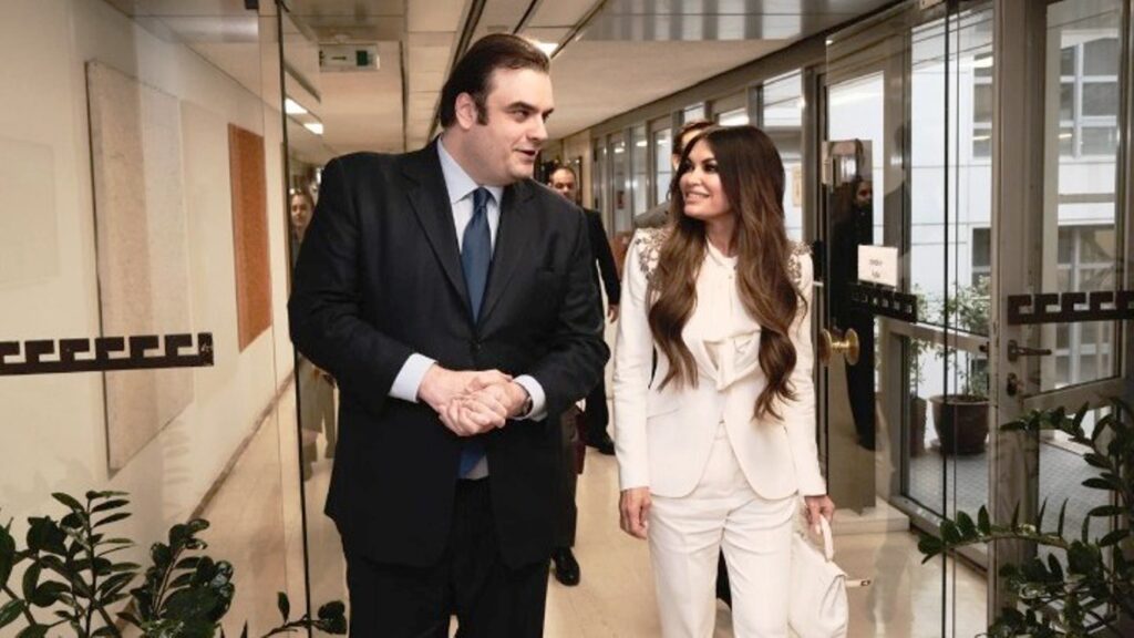 Συνάντηση Πιερρακάκη-Γκιλφόιλ για επενδύσεις και οικονομική συνεργασία