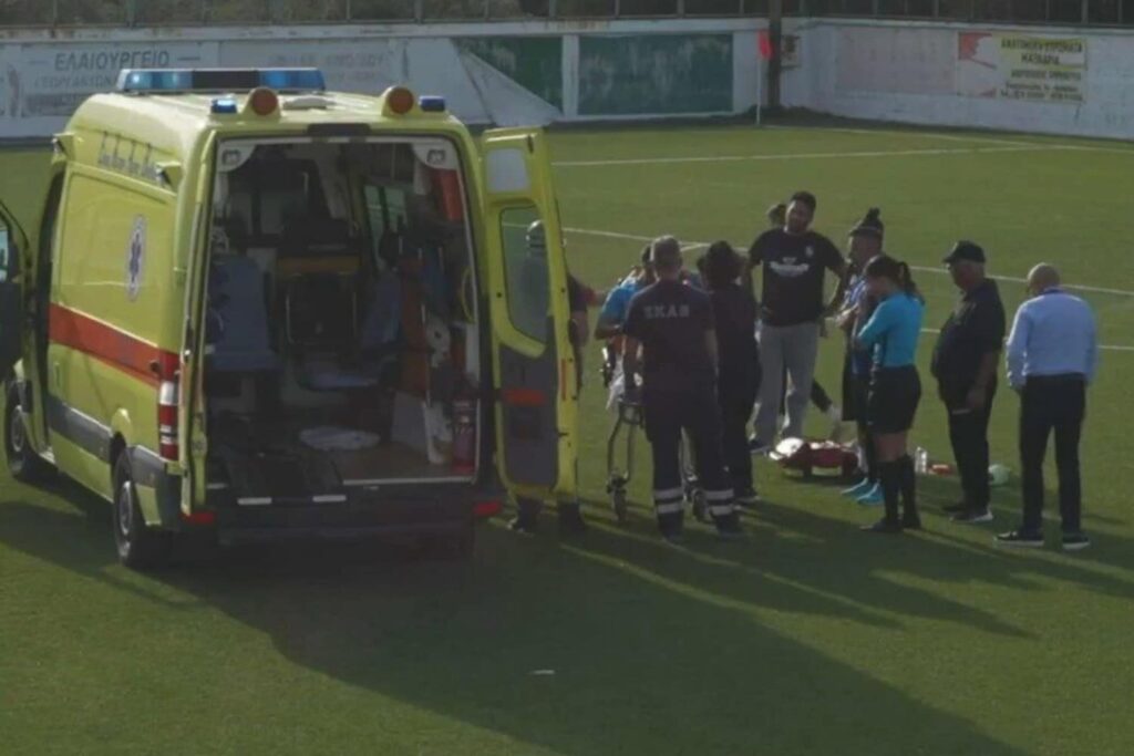 Σοκ στο Ηράκλειο: Διαιτητής κατέρρευσε σε αγώνα ποδοσφαίρου – Βίντεο