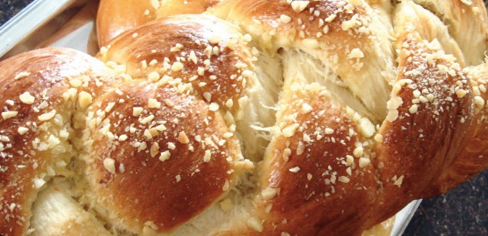 “Μην φάτε αυτό το τσουρέκι”