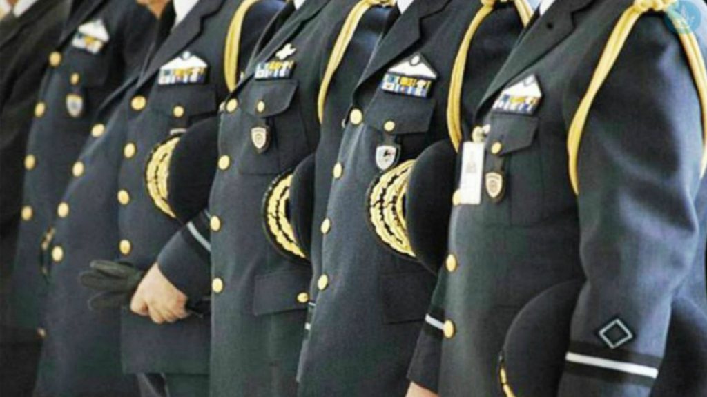 Πανελλαδική συγκέντρωση των στρατιωτικών σήμερα στα Προπύλαια