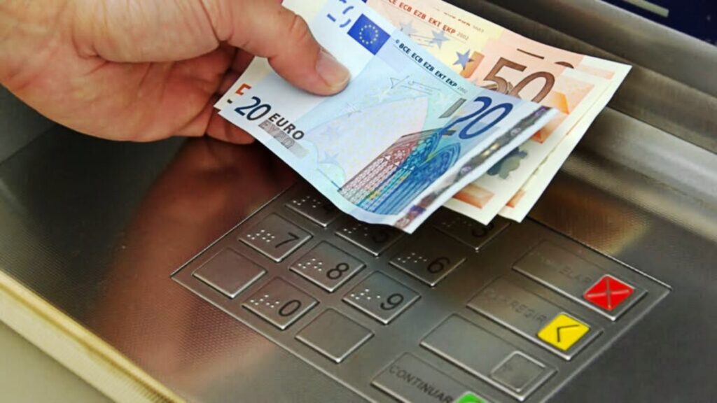 Οι πληρωμές από τον e-ΕΦΚΑ και τη ΔΥΠΑ έως τις 21 Νοεμβρίου