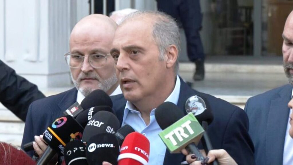 Στο δικαστικό μέγαρο της Λάρισας αύριο ο Κυριάκος Βελόπουλος για το ζήτημα των εξαφανισμένων βίντεο της μοιραίας αμαξοστοιχίας των Τεμπών