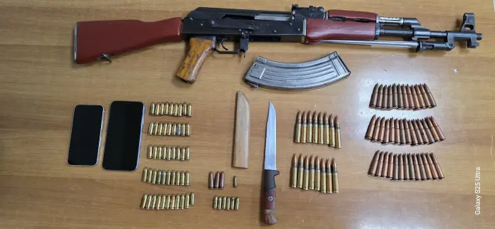 Ηράκλειο: Συνελήφθη 28χρονος με Καλάσνικοφ και δεκάδες φυσίγγια