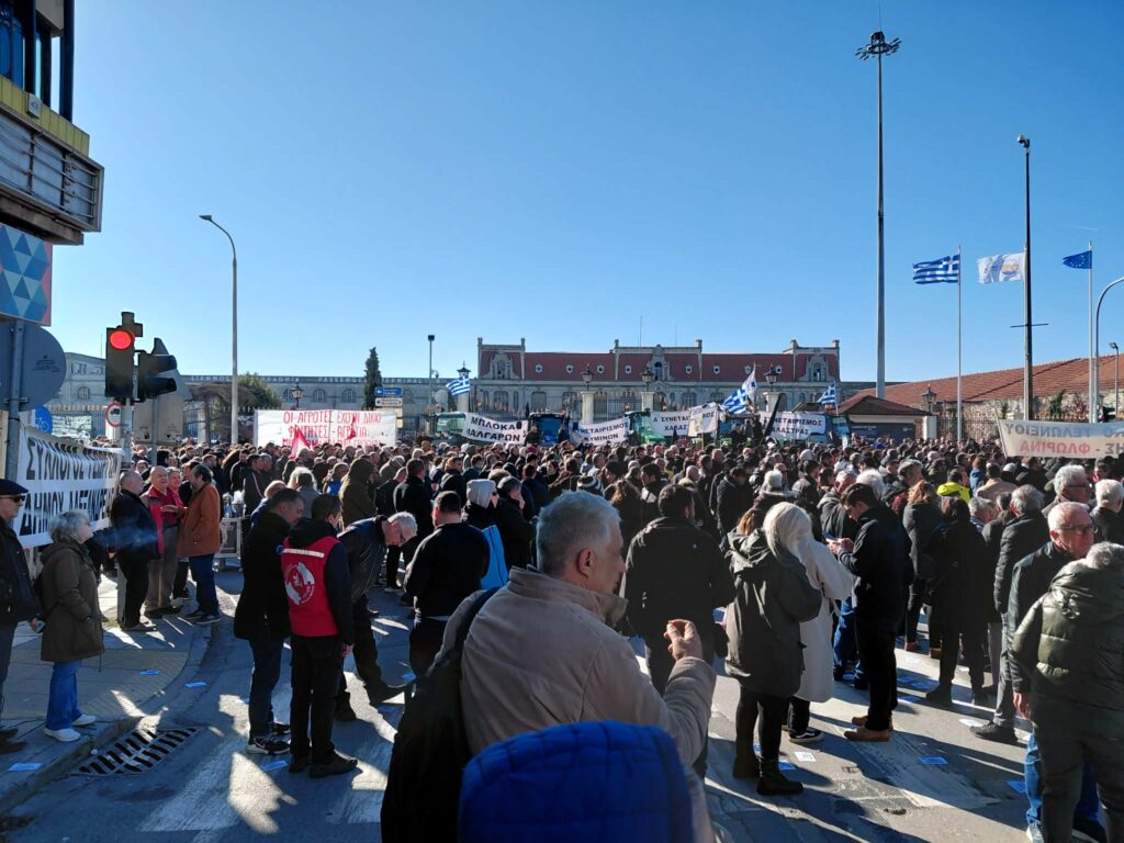 Θεσσαλονίκη: Φωτογραφίες – Βίντεο από το μεγάλο συλλαλητήριο των αγροκτηνοτρόφων
