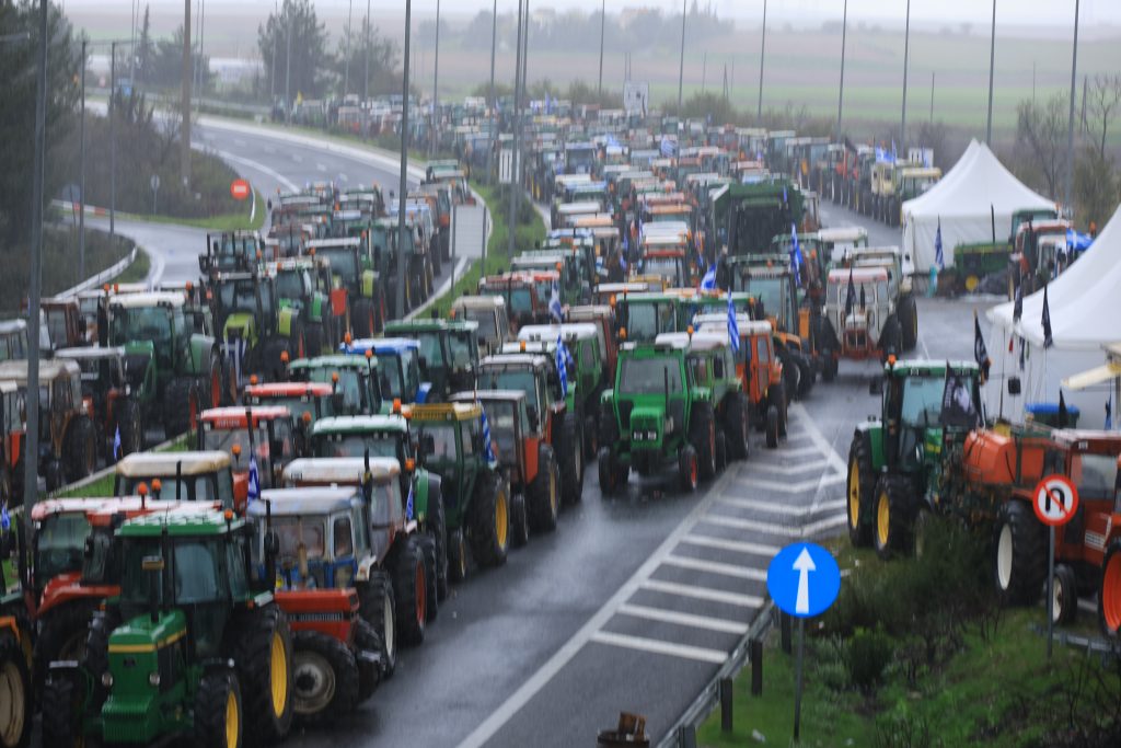 Aγροτικές κινητοποιήσεις: Πανελλαδική συνεδρίαση στις Σέρρες για την κλιμάκωση των κινητοποιήσεων