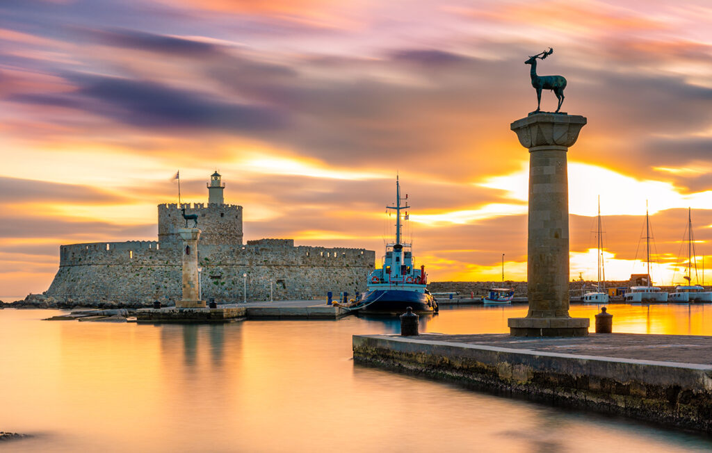 Ουκρανός δημοτικός σύμβουλος «πιάστηκε» να κάνει πολυτελείς διακοπές στη Ρόδο: «Έστησε» ολόκληρη ψεύτικη υπηρεσιακή αποστολή