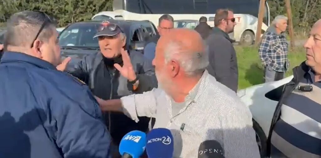 Θεσσαλονίκη – Πράσινα Φανάρια: Στο νοσοκομείο με συμπτώματα εμφράγματος Αγρότης μετά από ένταση με αστυνομικούς