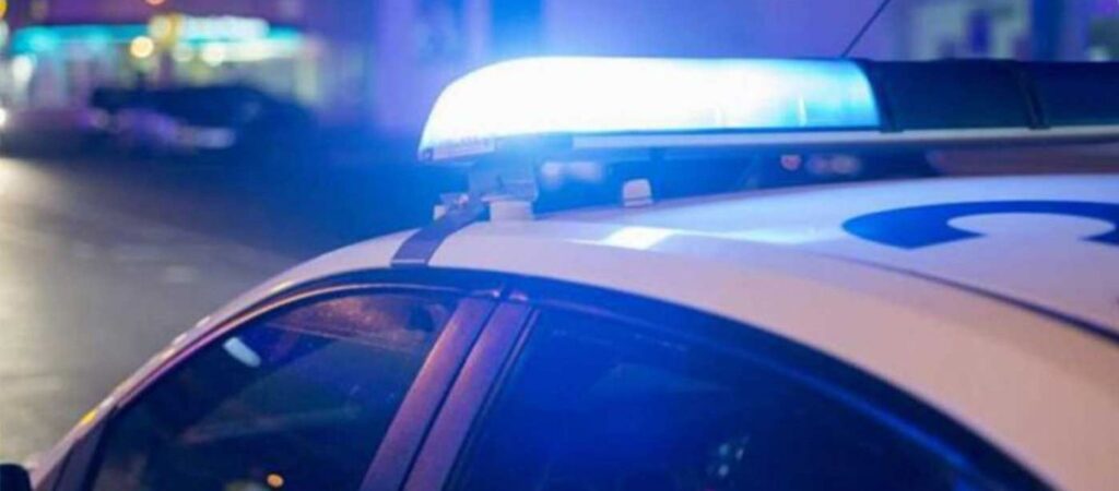 Γιαννιτσά: «Μαϊμού» λογιστής επιχείρησε να διαφύγει με επικίνδυνους ελιγμούς και έπεσε σε τρία σταθμευμένα οχήματα